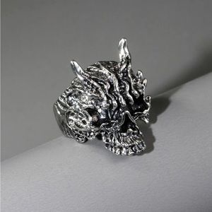 Mens silver skull ring